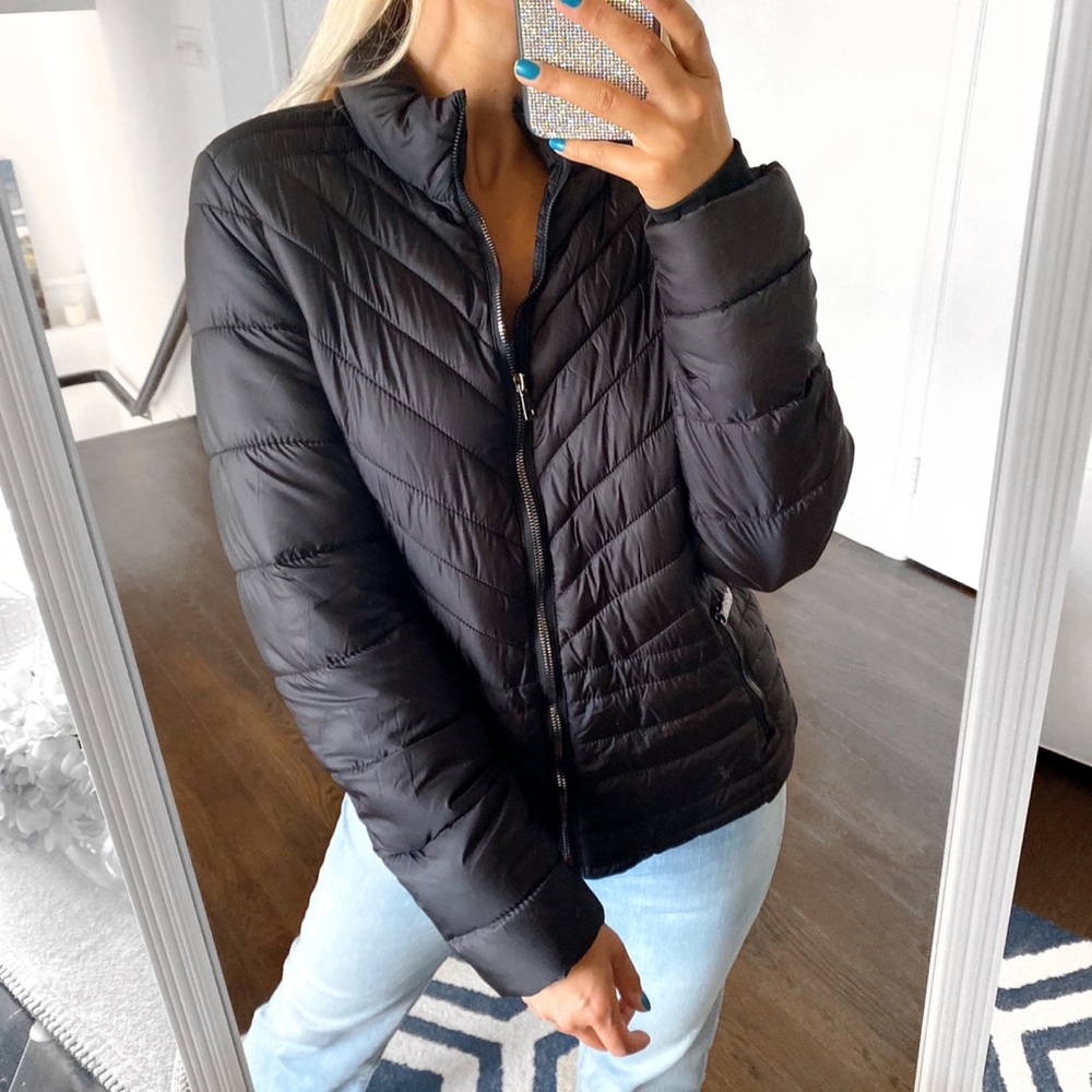 🆕 DARK RED SNOBBISH PUFFER JACKET! - Picture 13 of 13